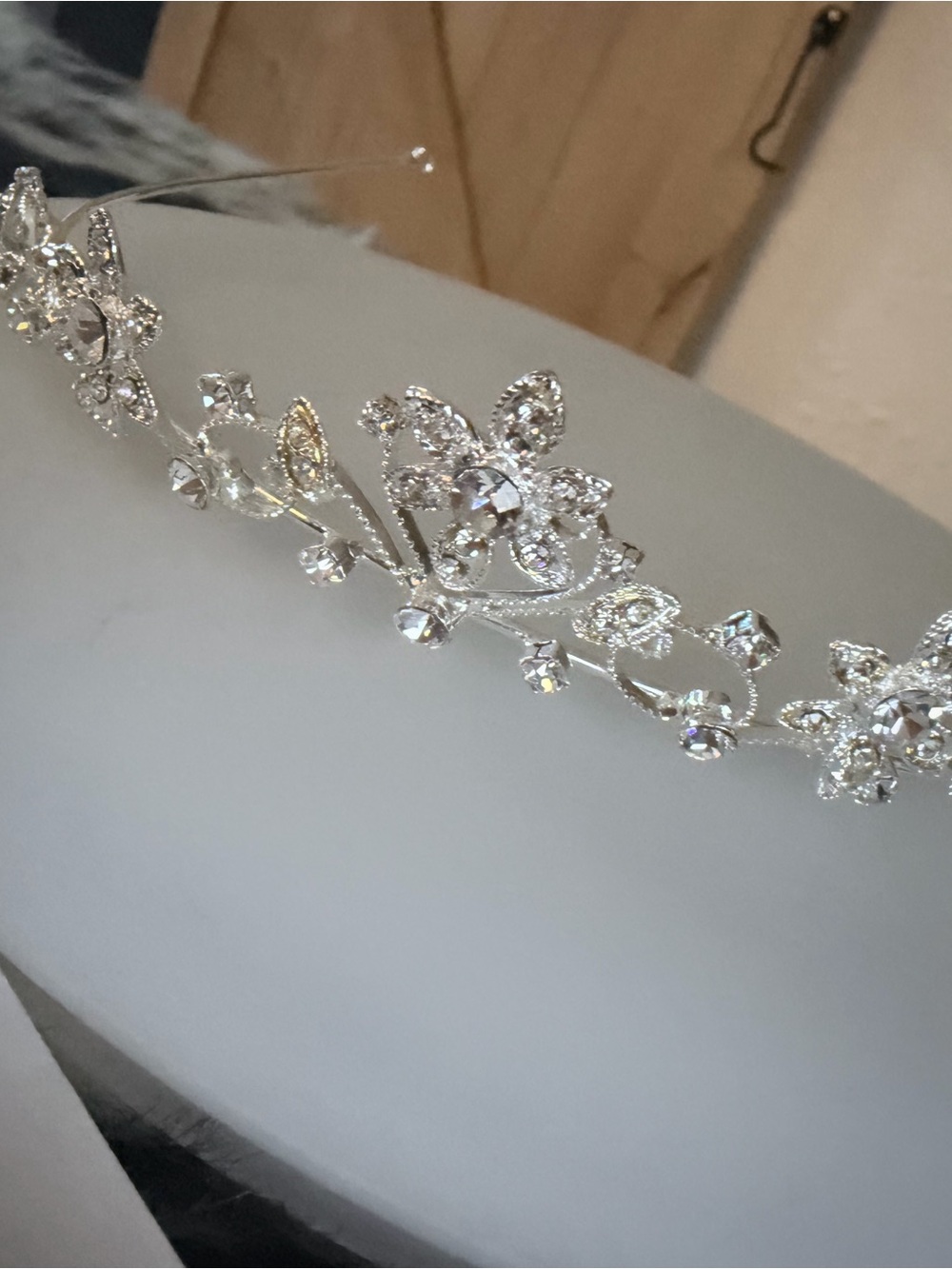 David's Bridal Silver Crystal Floral Headpiece - I never used it.